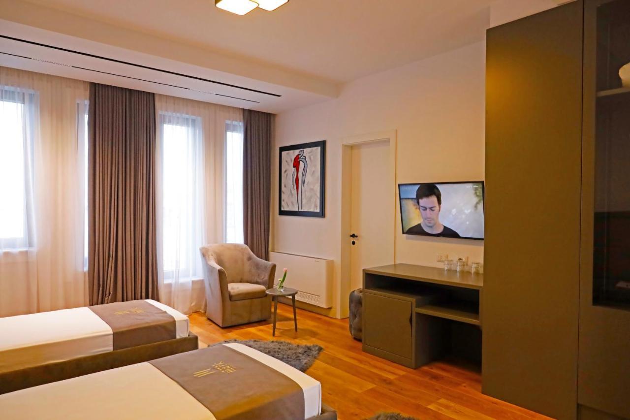 Mark Hotel Tirana Berxull Bagian luar foto